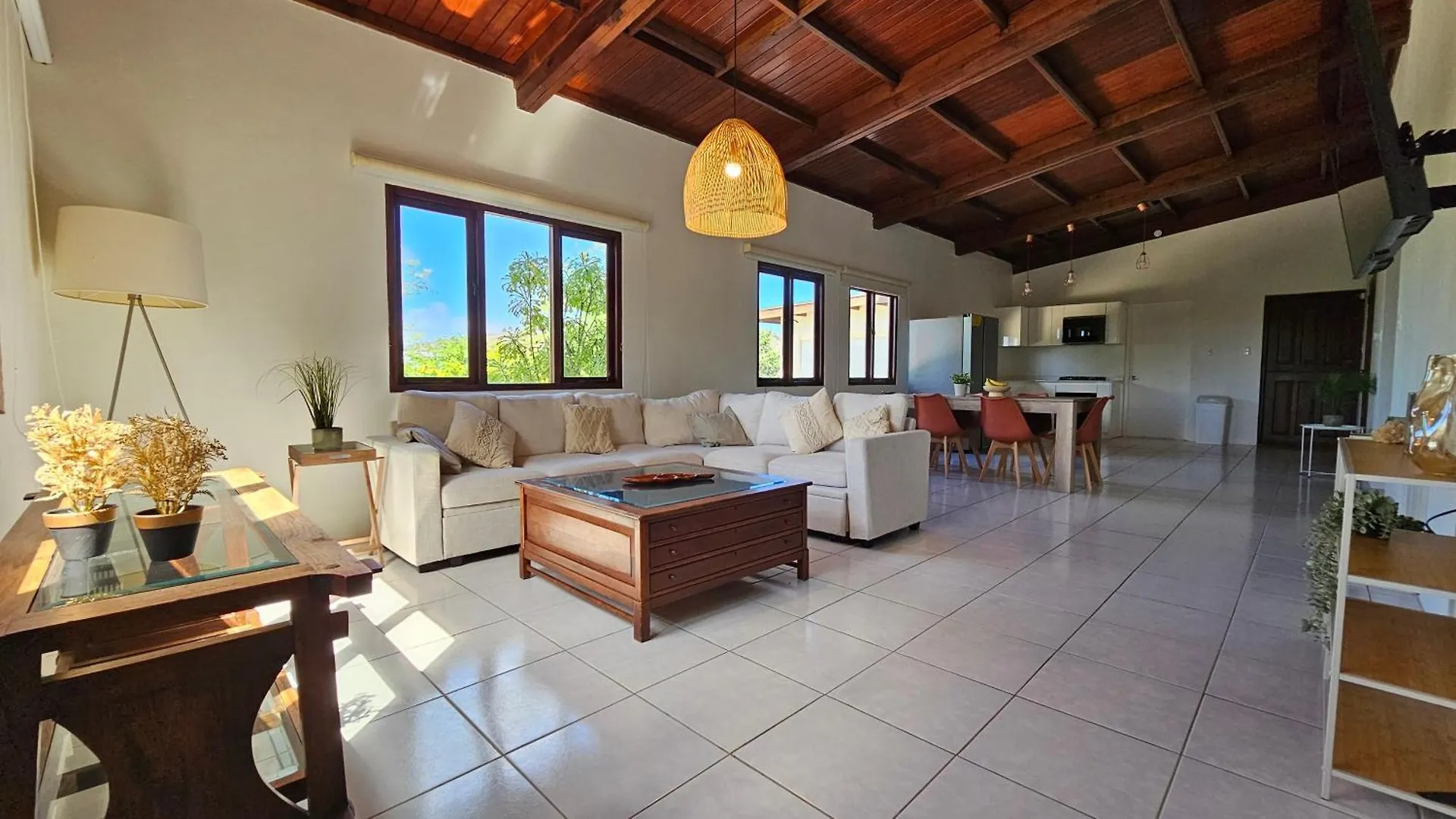 Country Hill Villa With Stunning Views Santa Cruz