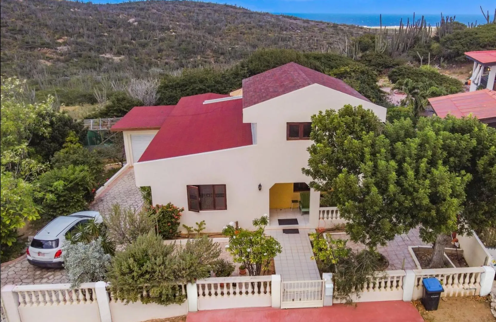 Country Hill Villa With Stunning Views Santa Cruz