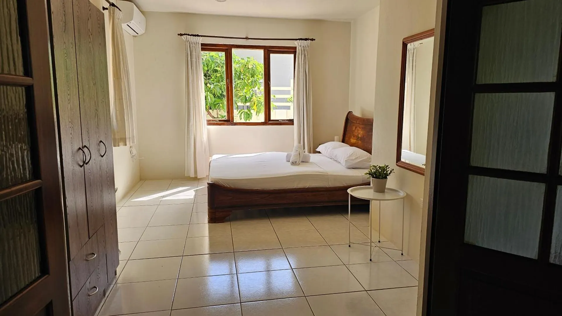 Country Hill Villa With Stunning Views Santa Cruz Aruba