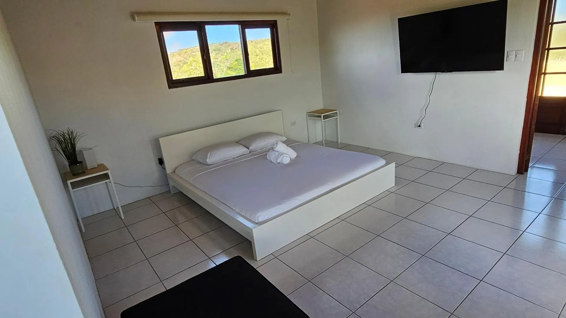 Country Hill Villa With Stunning Views Santa Cruz