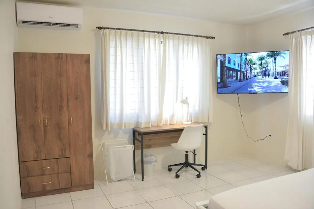 Country Hill Villa With Stunning Views Santa Cruz 0*,  Aruba